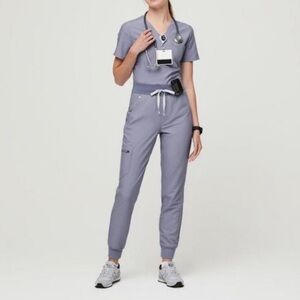 Figs Catarina Top XXS and Zamora pants XSP vapor space blue set